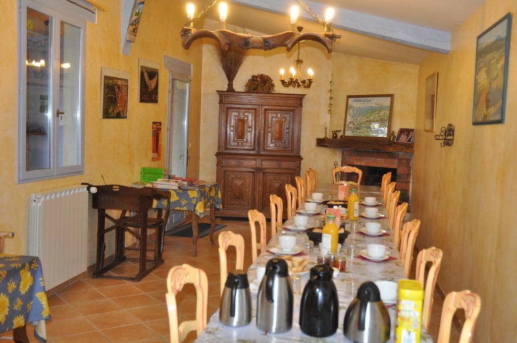 Le Petit Labouret Otel Revest-du-Bion Dış mekan fotoğraf