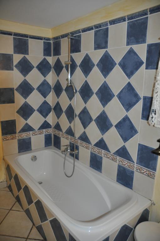 Le Petit Labouret Otel Revest-du-Bion Dış mekan fotoğraf